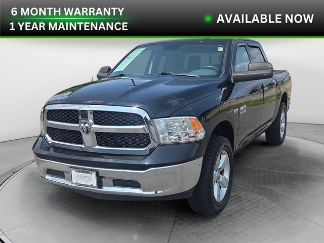 Diamond Black Crystal Pearlcoat 2019 RAM 1500 Pickup Truck Four-Wheel Drive 8-Speed Automatic