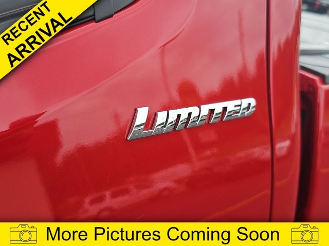 2020 Toyota Tacoma Limited photo