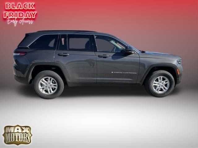 2025 Jeep Grand Cherokee  13