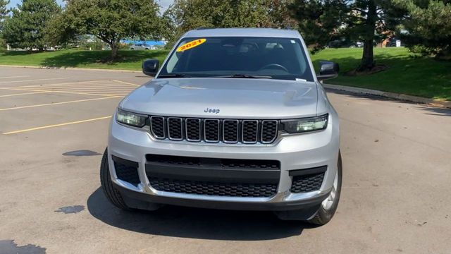 2021 Jeep Grand Cherokee L Laredo 3