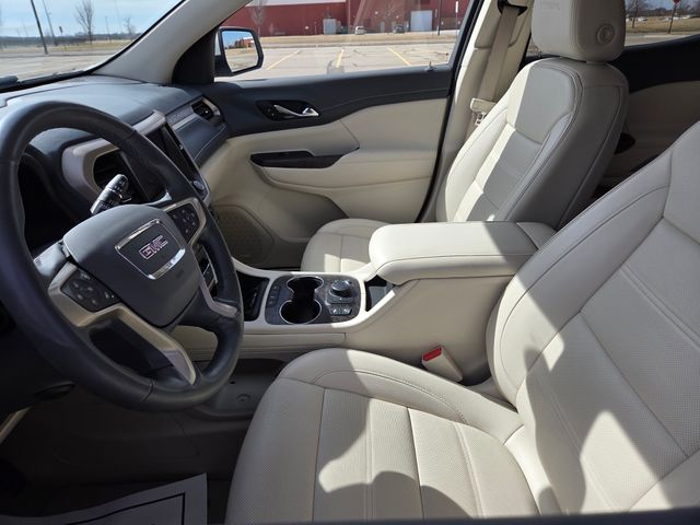 2023 GMC Acadia AWD Denali