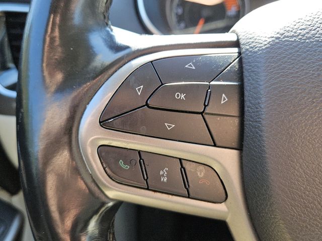 2019 Jeep Cherokee Limited FWD