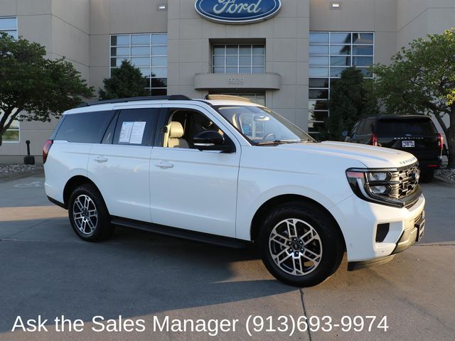 2025 Ford Expedition Active