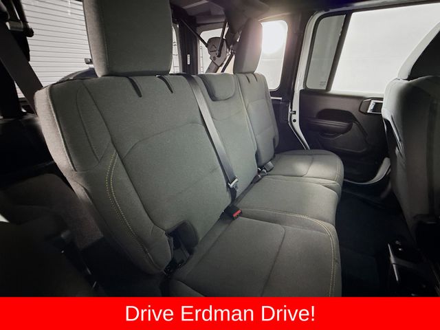 Used 2025 Jeep Wrangler SUV