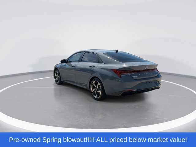 Used 2023 Electric Shadow Hyundai Limited image 6