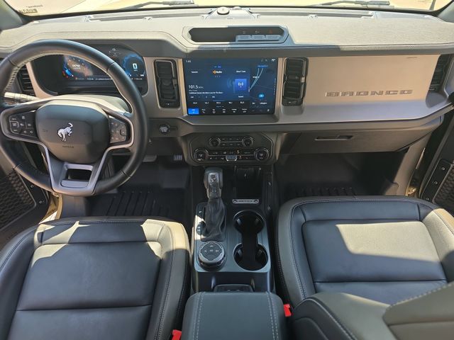 Used 2025 Desert Sand Ford Outer Banks image 10