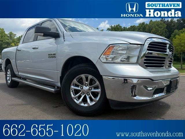 Bright Silver Metallic Clearcoat 2013 RAM 1500 Pickup Truck 4X2 8-Speed Automatic