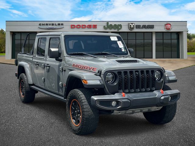 Sting-Gray Clearcoat 2022 Jeep Gladiator Pickup Truck Four-Wheel Drive 8-Speed Automatic