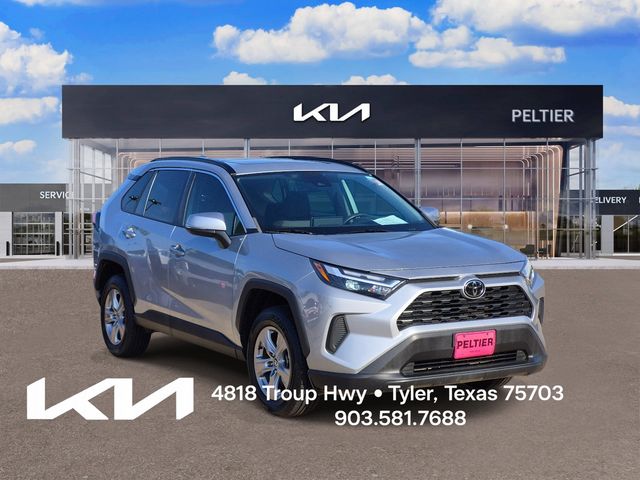 2022 Toyota RAV4 XLE FWD