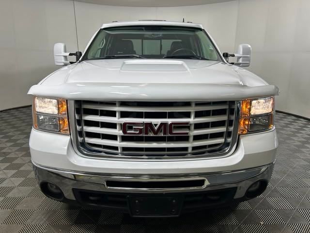 2009 GMC Sierra 3500HD SLT 9