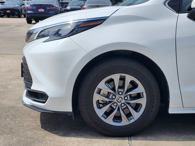2024 Toyota Sienna LE White at Gullo Toyota
