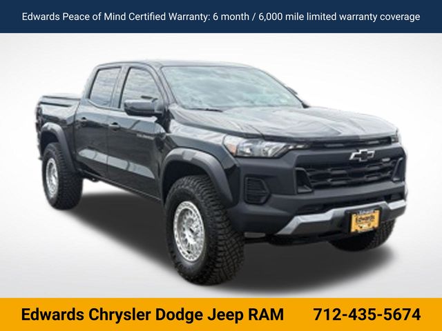 Black 2025 Chevrolet Colorado Pickup Truck Four-Wheel Drive 8-Speed Automatic