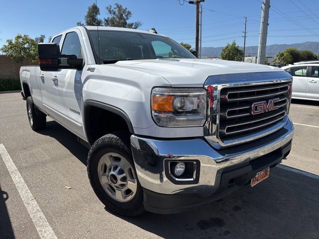 Summit White 2016 GMC Sierra 2500HD SLE Double Cab SB 4WD Pickup Truck Four-Wheel Drive 6-Speed Automatic