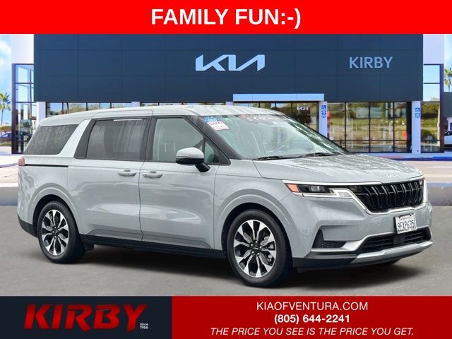 used 2023 Kia Carnival Ventura