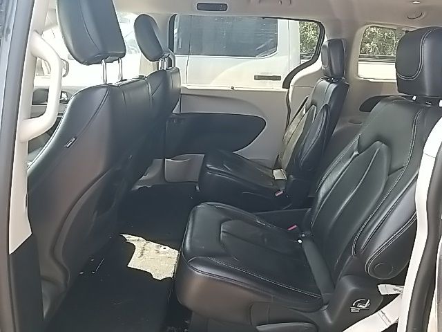 Used 2022 Chrysler Pacifica Van