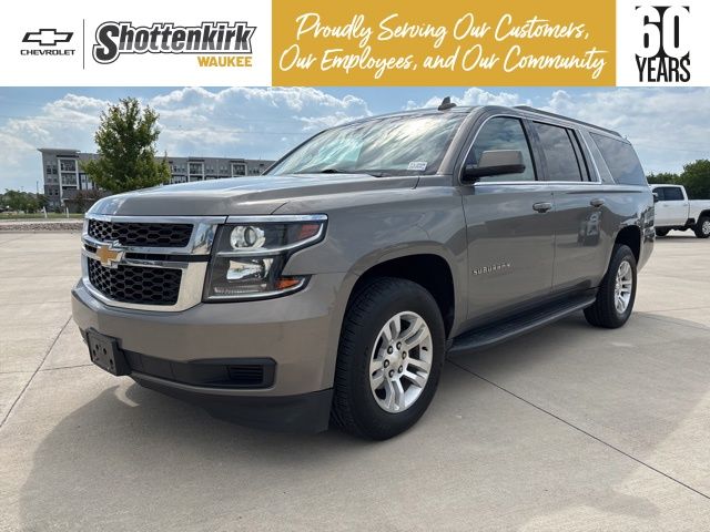 2018 Chevrolet Suburban 4WD 1500 LT's photo