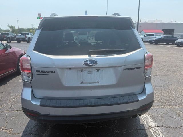 2018 Subaru Forester 2.5i Premium - Image 4
