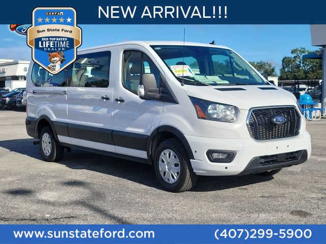 2024 Ford Transit Passenger Blanco (Oxford White) Van Tracción trasera 