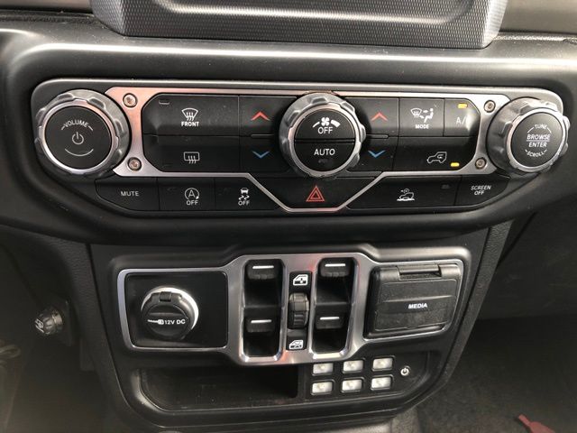 Used 2020 Gray Jeep Sport image 15