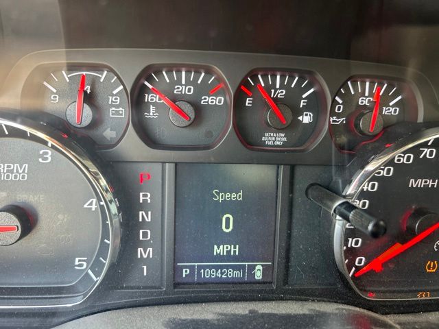 Used 2016 White GMC Base image 8