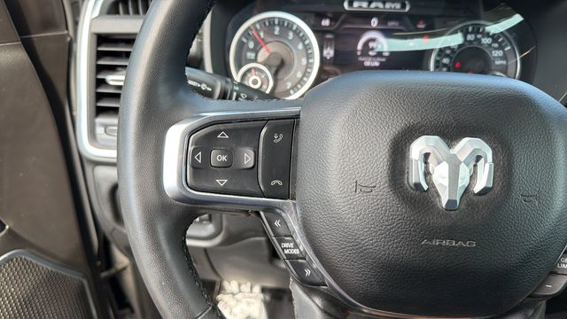 Used 2025 Silver Ram Laramie image 22