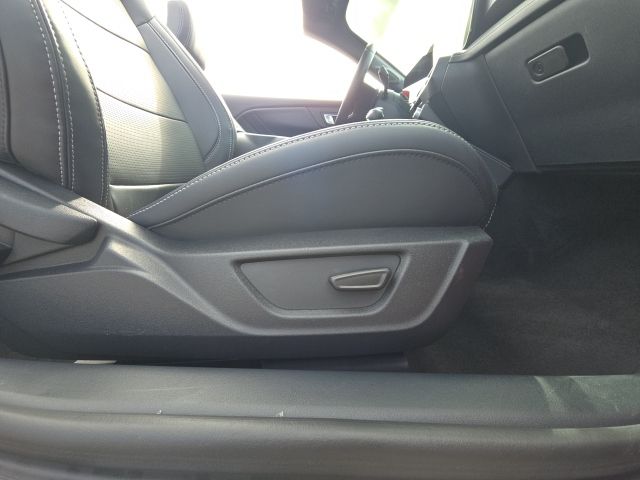 2024 Ford Mustang EcoBoost Premium:B02185