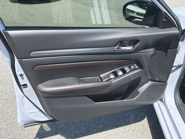 Used 2023 Nissan Altima Sedan