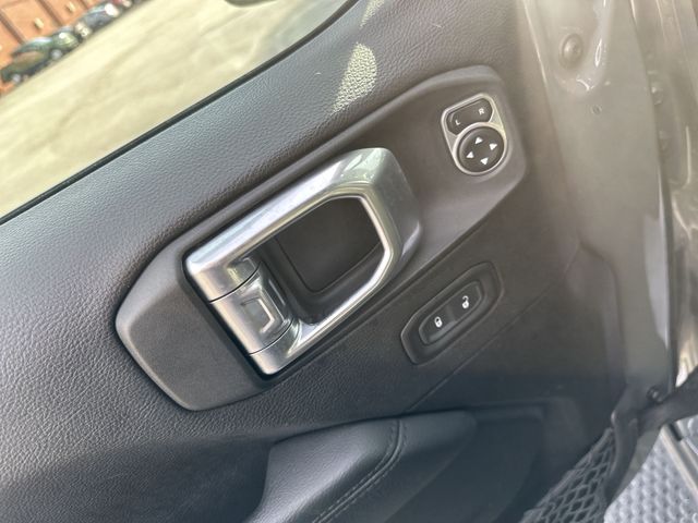 Certified Used 2021 Gray Jeep Unlimited Sahara Altitude image 17