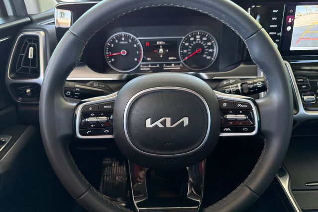 Used 2023 Kia Sorento SUV
