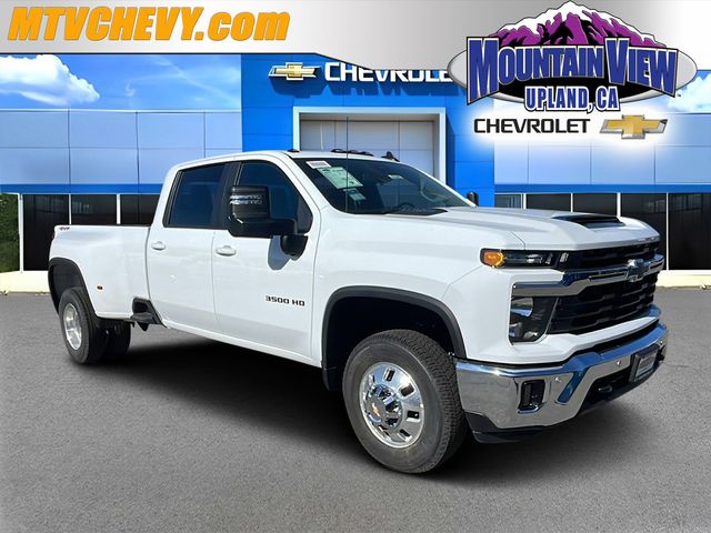2026 Chevrolet Silverado 3500HD LT Crew Cab 4WD