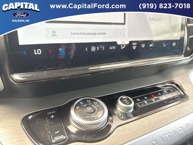 Used 2025 White Ford Platinum image 30