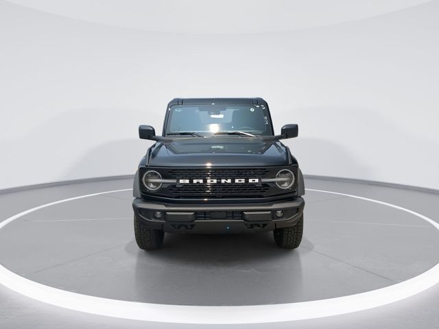 New 2026 Shadow Black Ford Outer Banks® image 3
