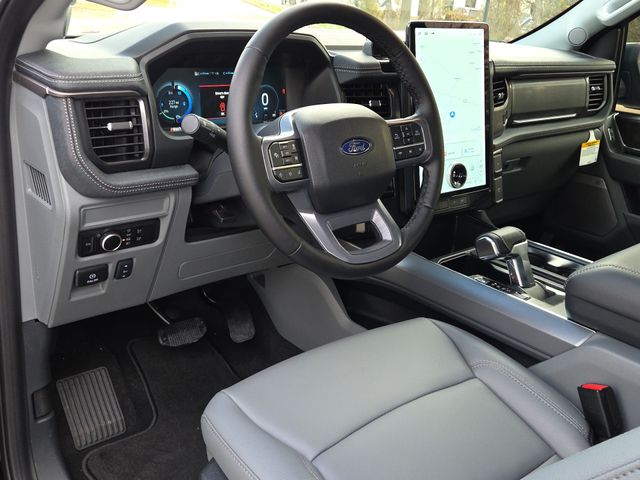 New 2025 Black Ford Flash image 18