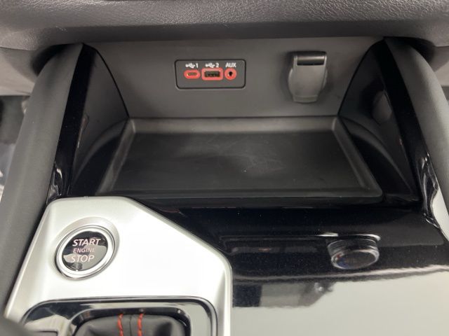 2025 Super Black Clearcoat Nissan Altima 2.5 SR FWD Sedan