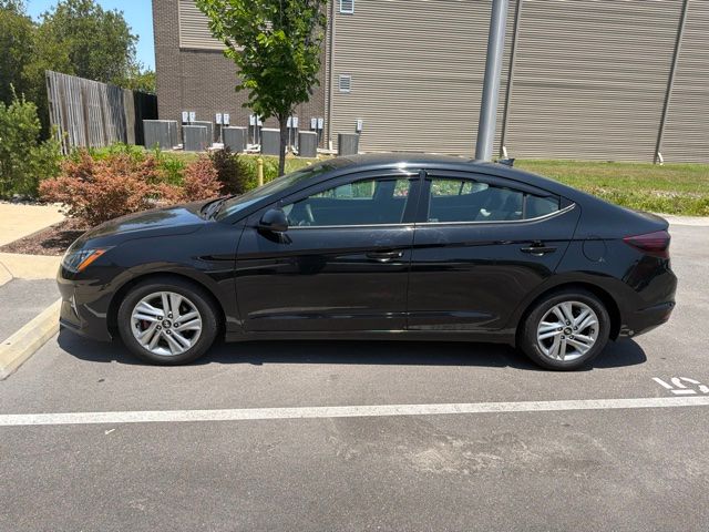 Used 2020 Black Hyundai SEL image 2