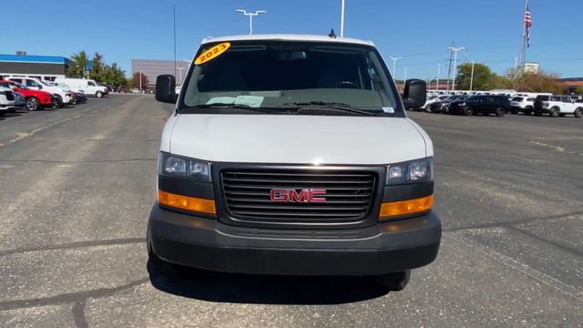 2023 GMC Savana 2500 Work Van 3