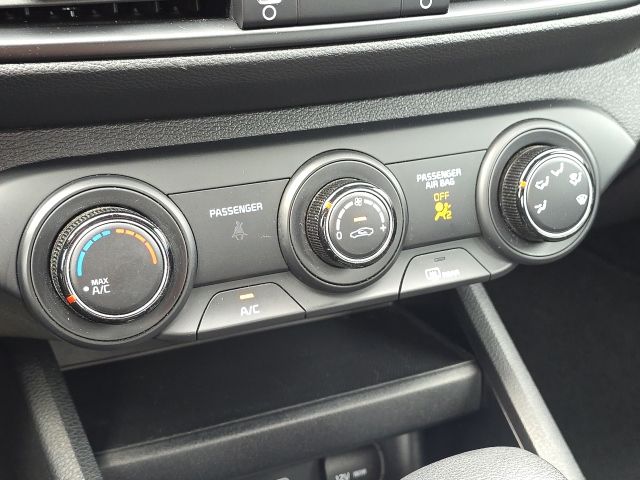 2023 Kia Forte LXS:168586A