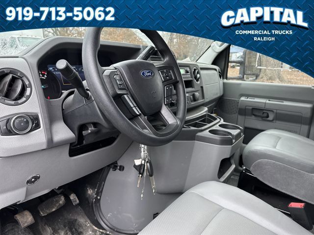 New 2025 White Ford 14FT BOX/SIDE DOOR image 18