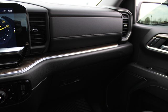 Used 2022 White Chevrolet LT image 20