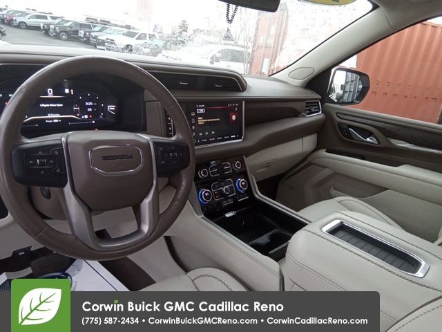 2022 GMC Yukon XL Denali 7