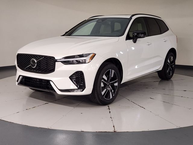2026 Volvo XC60 B5 Core