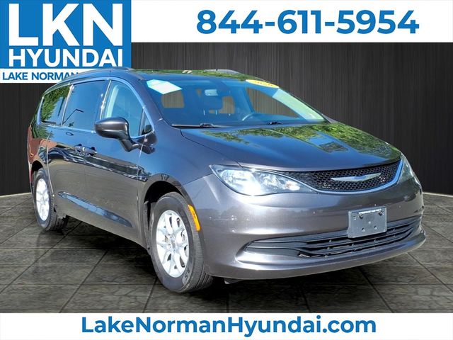 Gray (Granite Crystal Metallic Clearcoat) 2020 Chrysler Voyager Minivan Front-Wheel Drive 9-Speed Automatic