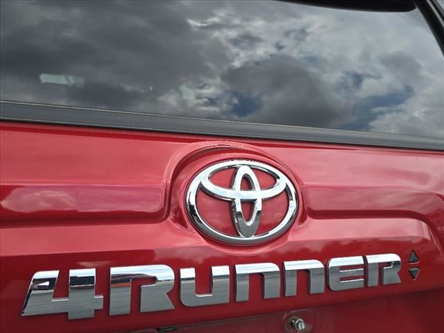 2023 Toyota 4Runner SR5 16