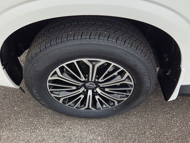 New 2026 White Nissan Platinum image 19