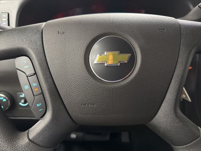 New 2026 Summit White Chevrolet Work Van image 14