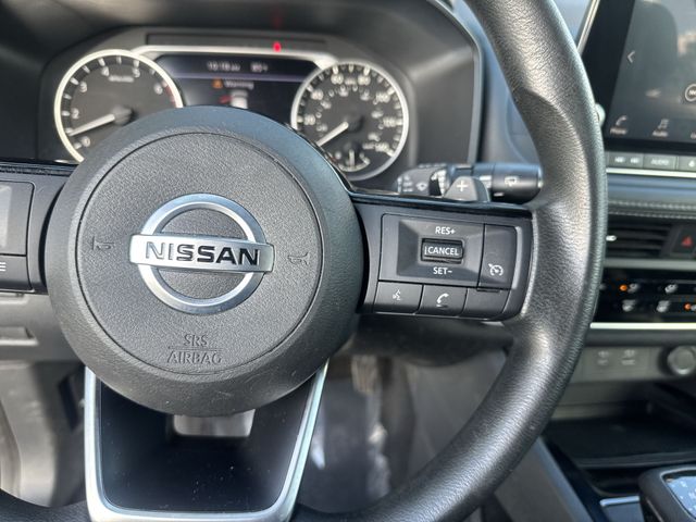 Used 2021 Black Nissan S image 17
