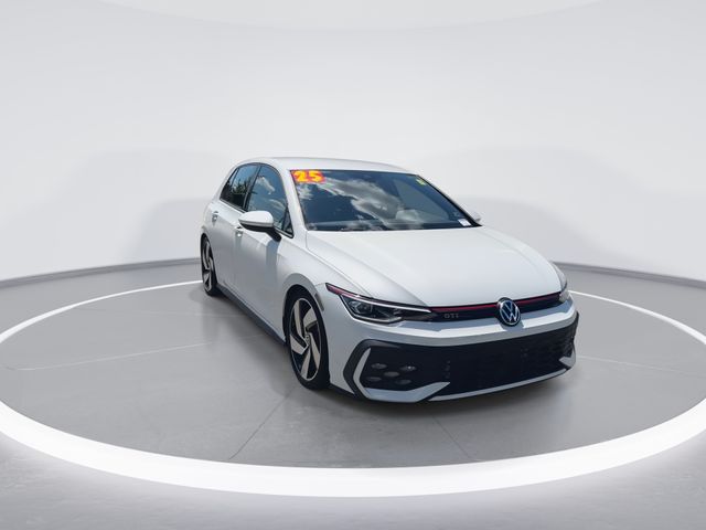Used 2025  Volkswagen 2.0T S image 2