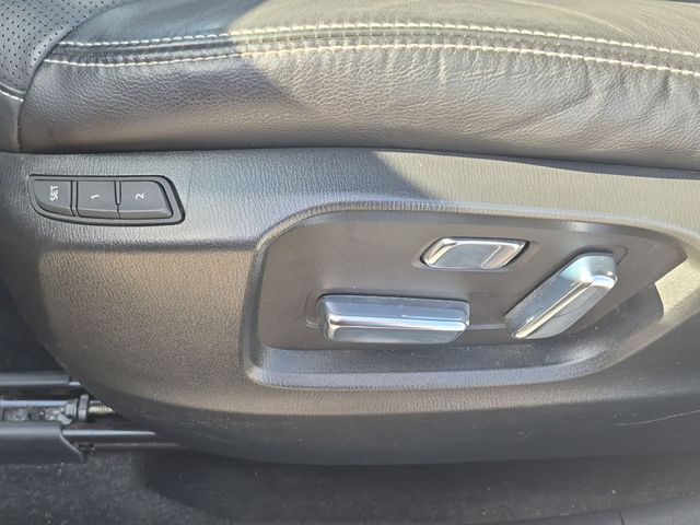 Used 2021 White Mazda Grand Touring image 15