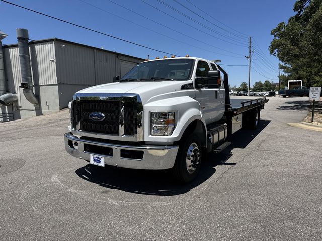 New 2026 White Ford Base image 4