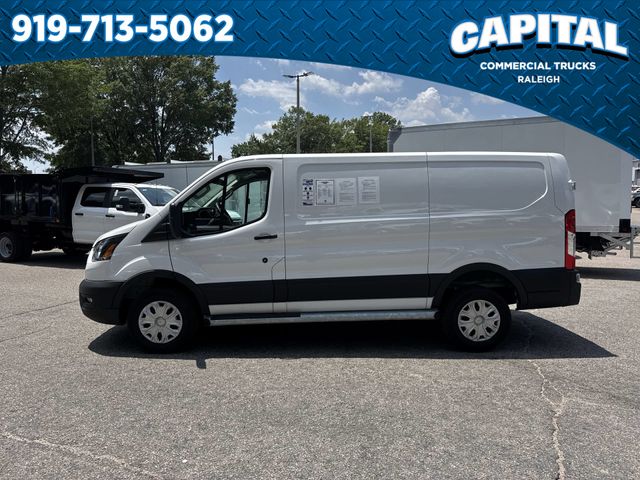 Used 2025 White Ford Base image 5